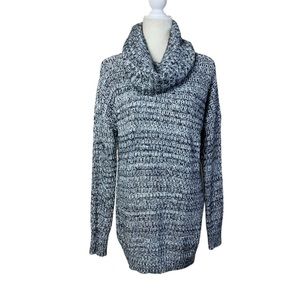 Volcom Black & White Chunky Knit Cowl Turtleneck Sweater Size Medium
